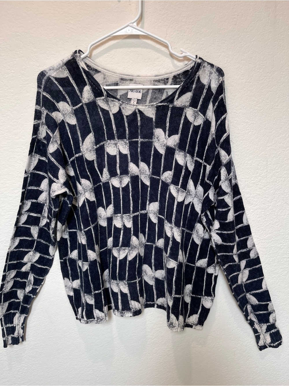 NIC+ZOE Navy and White Geometric Crewneck Sweater